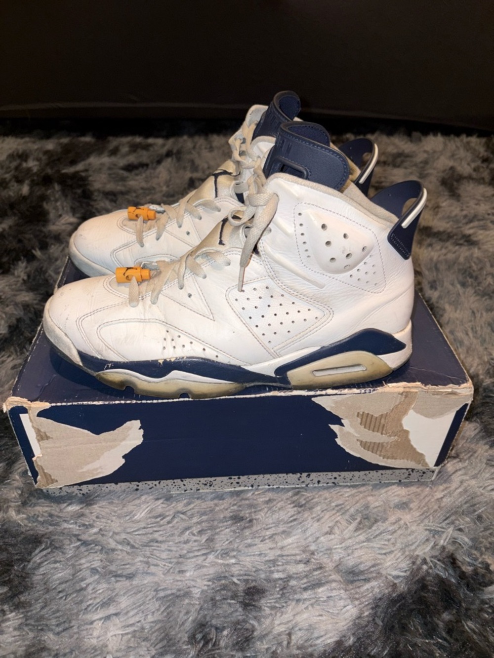 Air Jordan 6 Retro 'Midnight Navy' 2022 - Picture 3 of 7